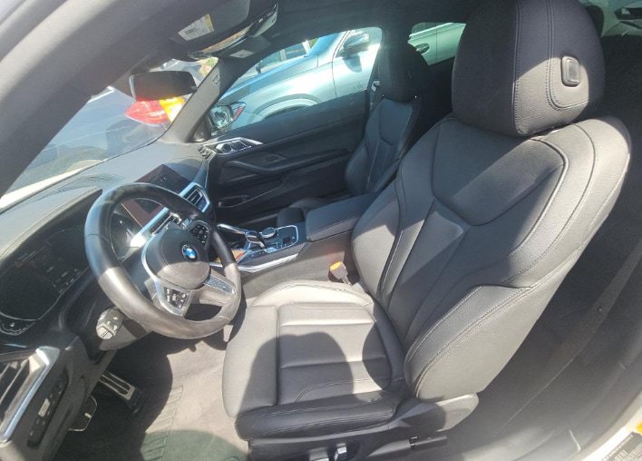 Used 2021 BMW 430i Coupe w/ M Sport Package RWD image 4