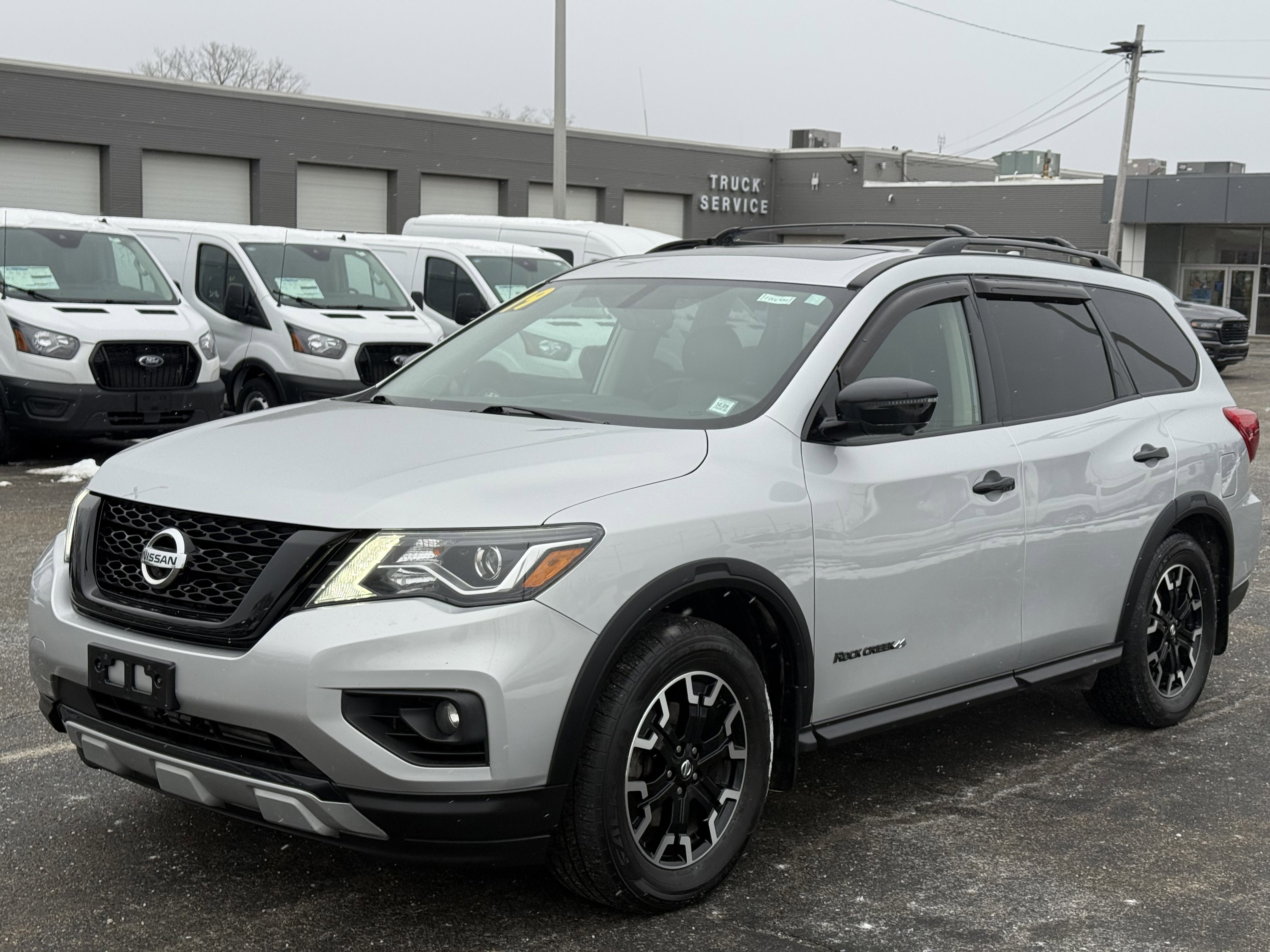 Used 2019 Nissan Pathfinder SL image 5