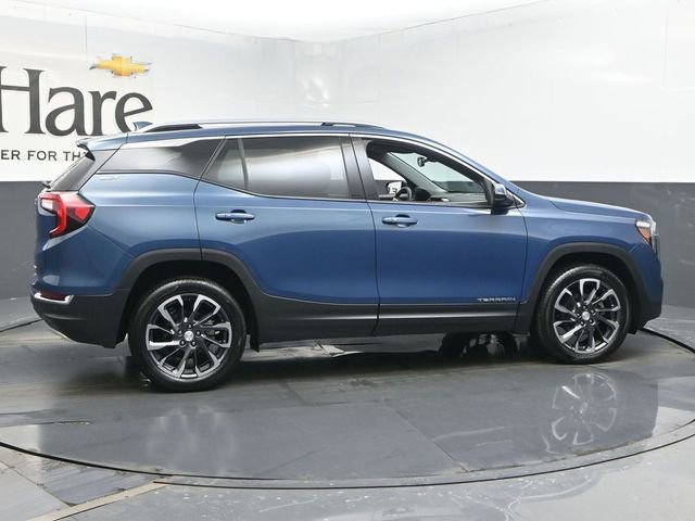 Used 2024 GMC Terrain SLT w/ Infotainment Package II image 36