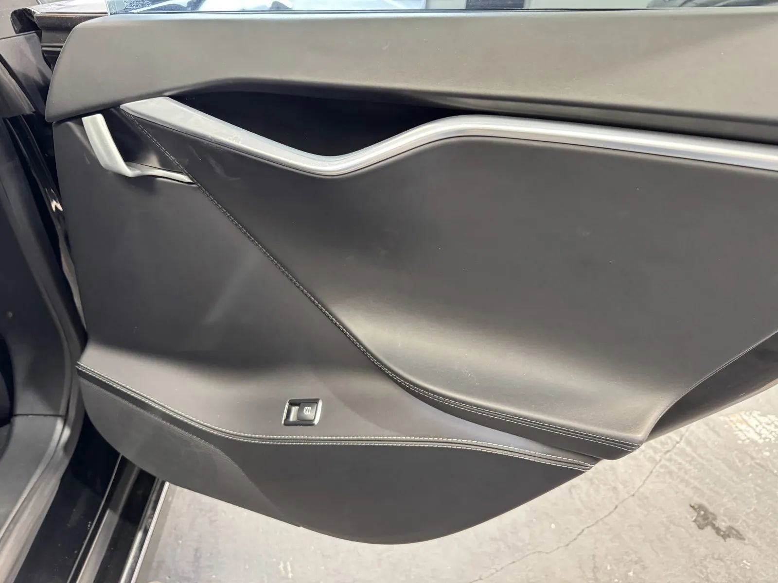 Used 2016 Tesla Model S 90D AWD/4WD image 9