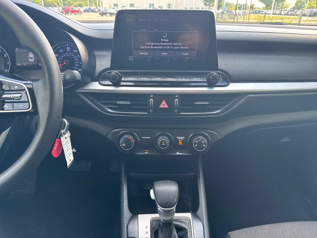 Used 2023 Kia Forte LXS w/ LXS Technology Package FWD image 18