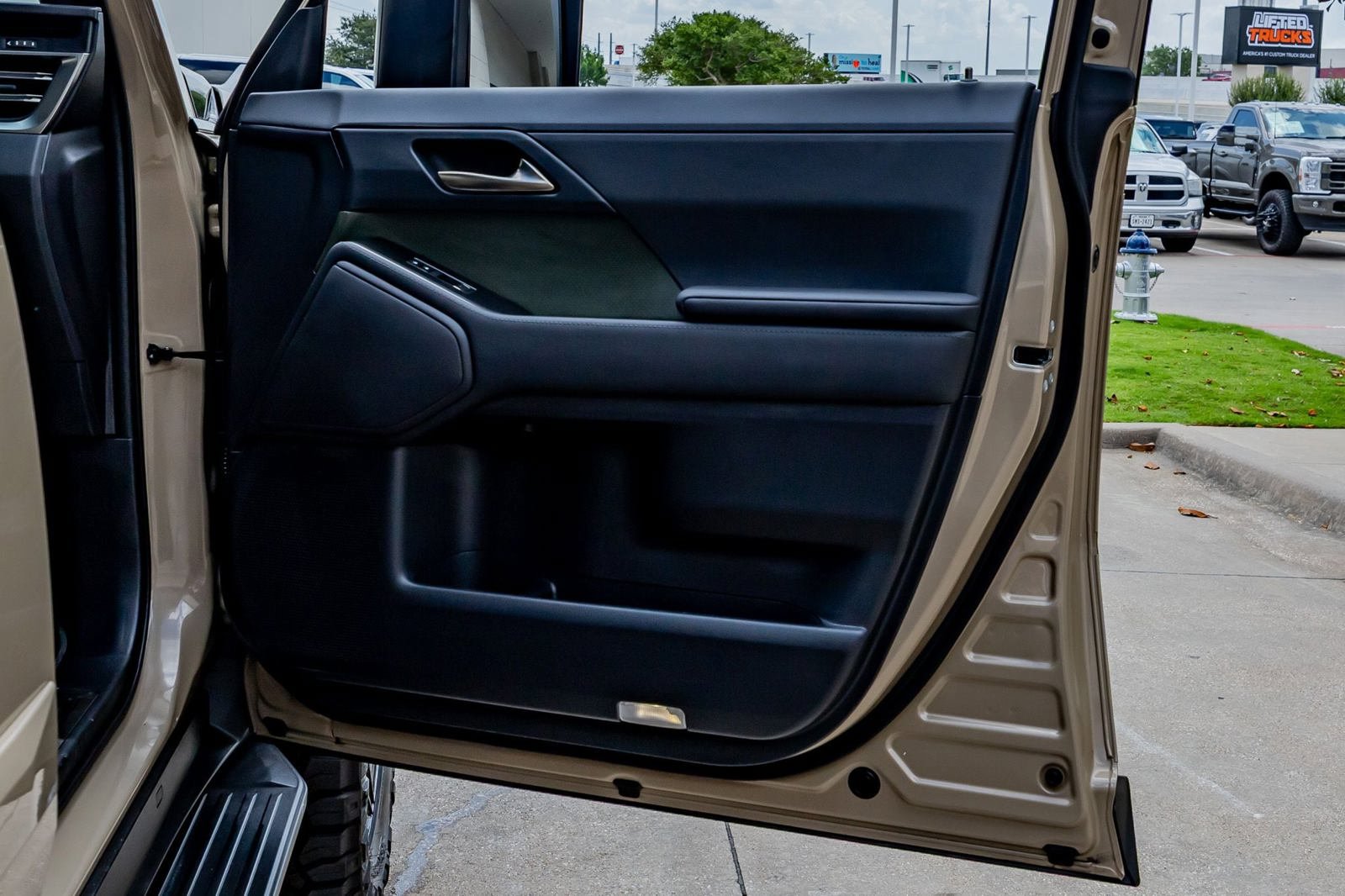 Used 2025 Lexus GX 550 AWD/4WD image 37