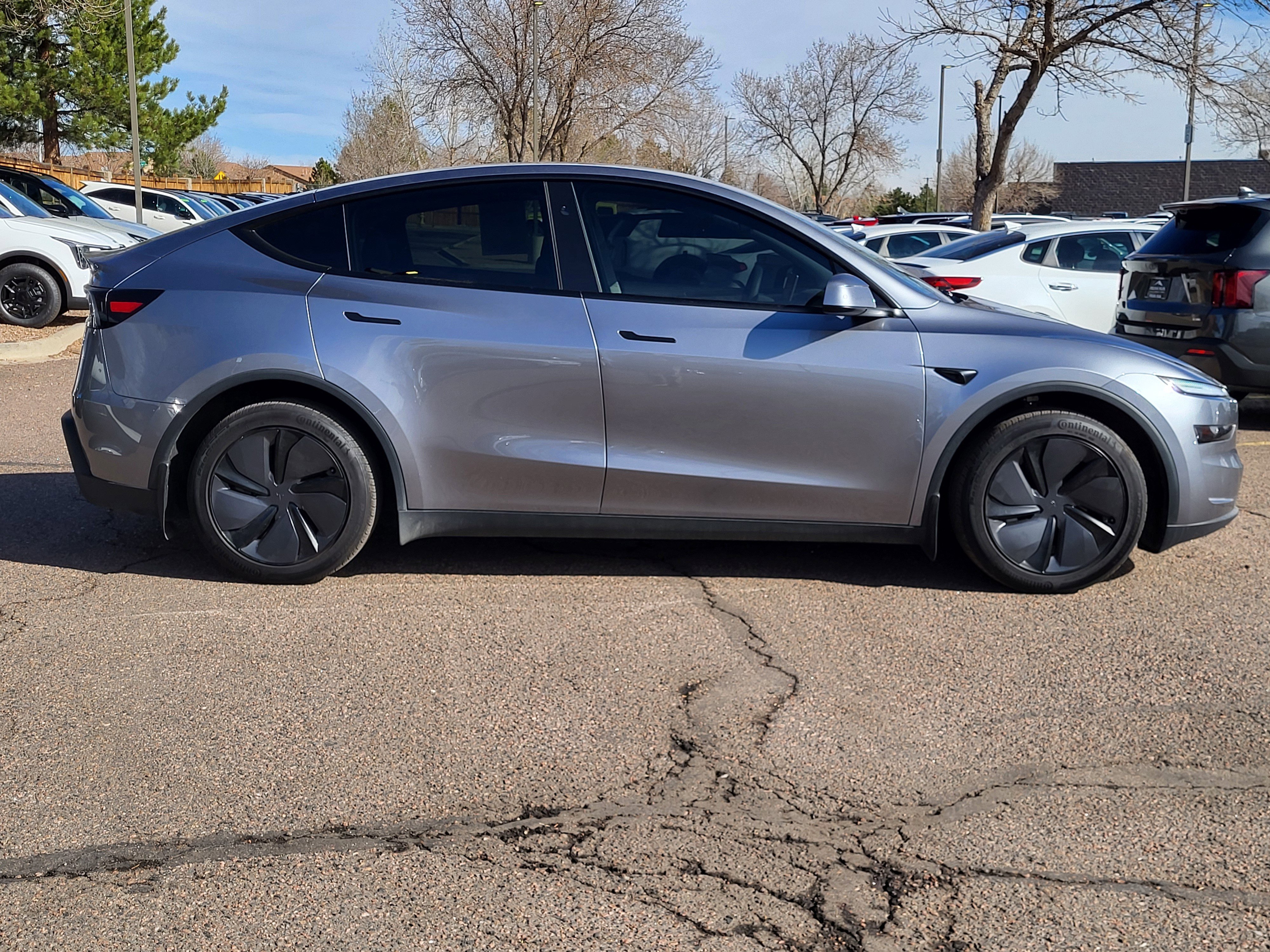 Used 2026 Tesla Model Y Long Range image 2