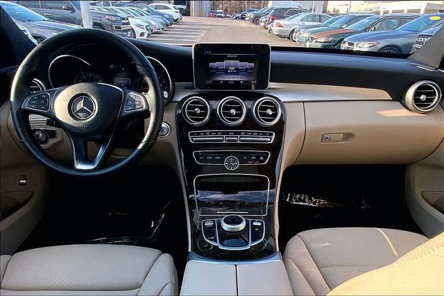 Used 2018 Mercedes-Benz C 300 4MATIC Sedan image 12