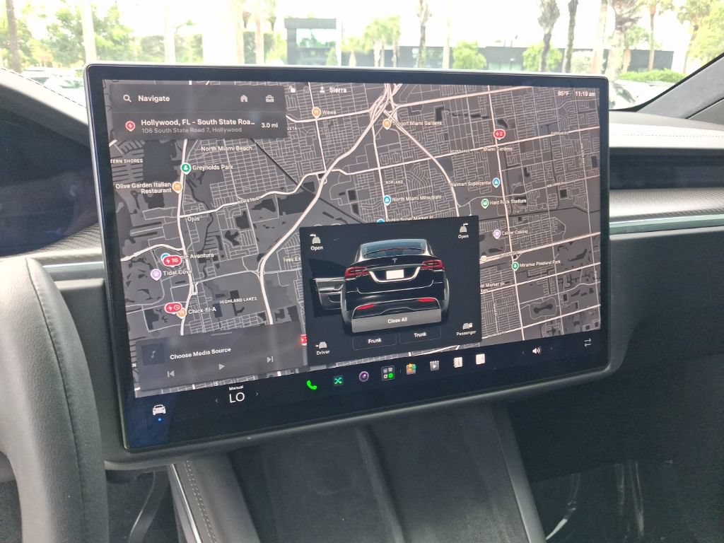 Used 2022 Tesla Model X Plaid AWD/4WD image 19