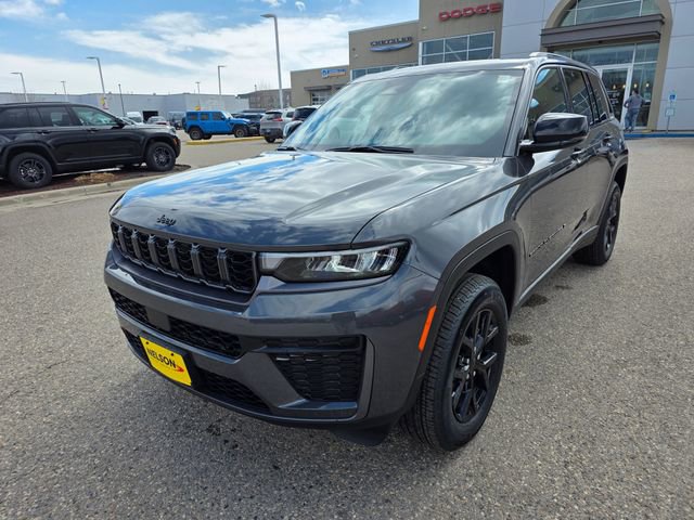 New 2026 Jeep Grand Cherokee Altitude AWD/4WD image 2