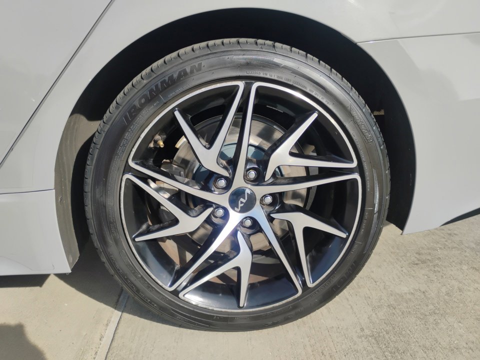 Used 2022 Kia Stinger GT-Line image 25