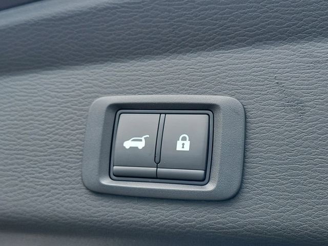 New 2026 Mitsubishi Outlander SE image 12