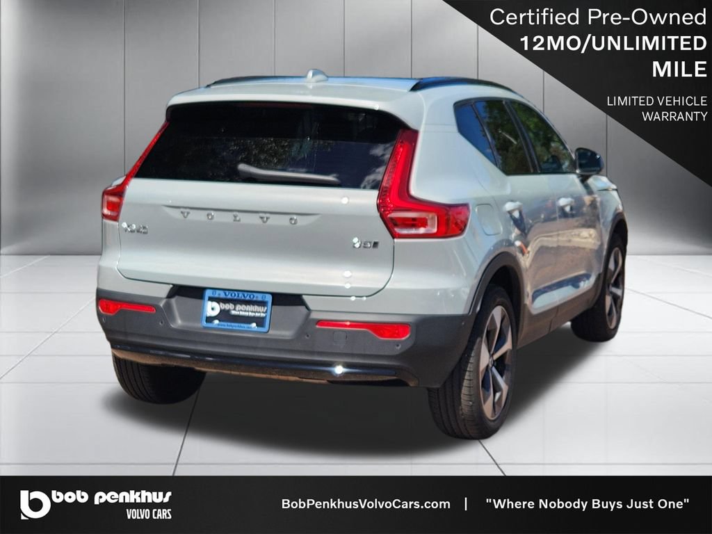 Used 2025 Volvo XC40 B5 Plus AWD/4WD image 25