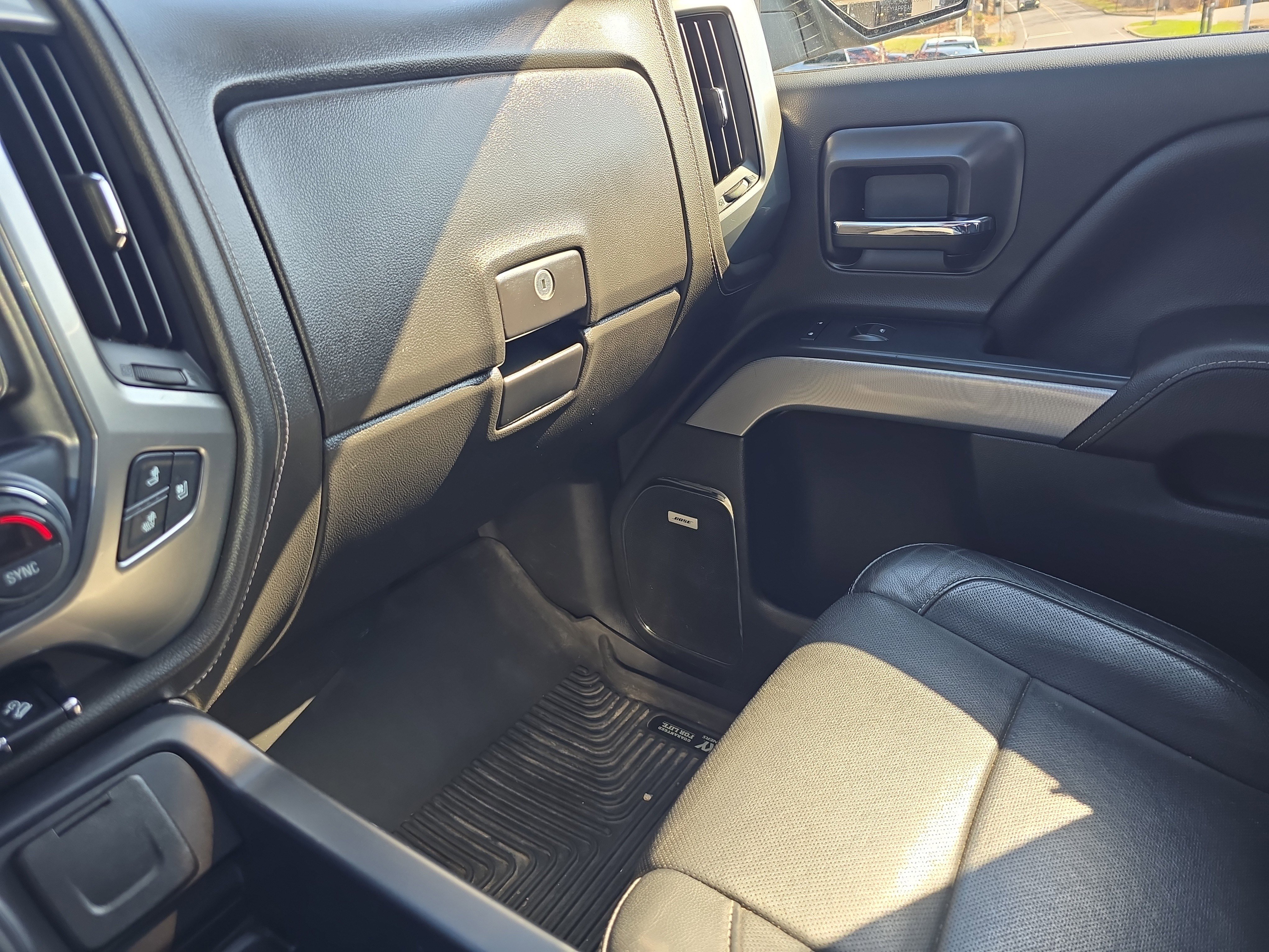 Used 2017 Chevrolet Silverado 1500 LTZ Z71 w/ LTZ Plus Package image 36