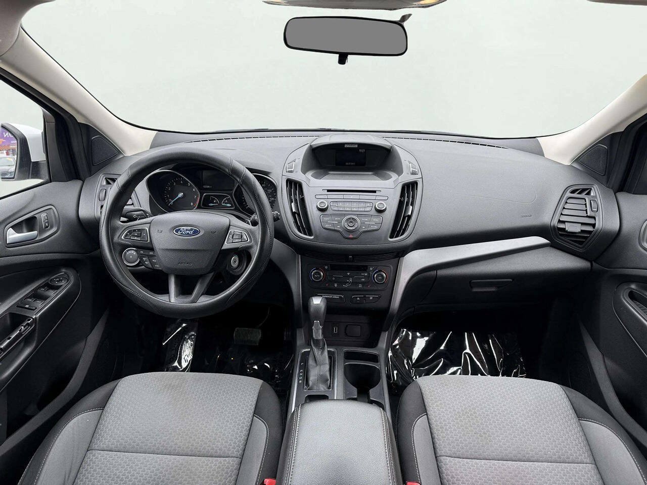 Used 2017 Ford Escape SE w/ SE Cold Weather Package AWD/4WD image 14