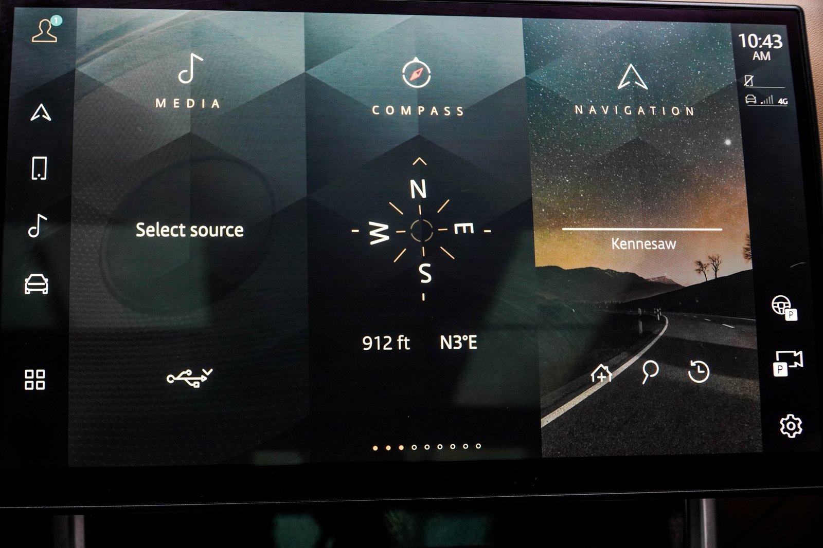 Used 2023 Land Rover Range Rover SE image 21