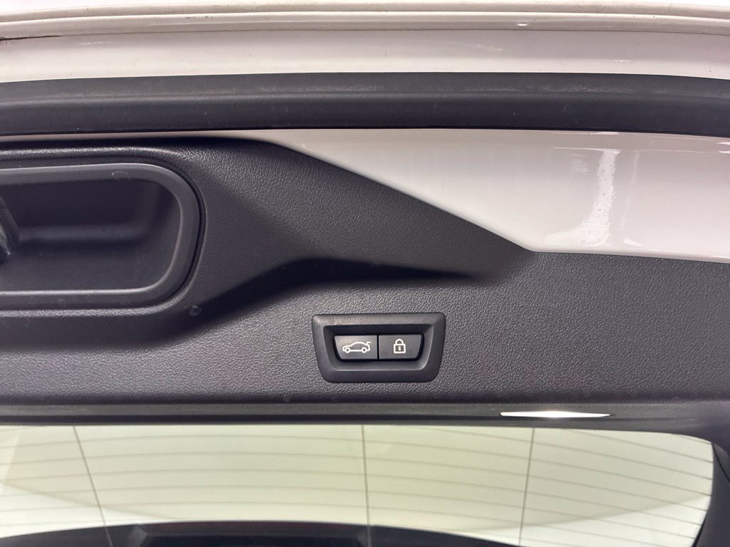Used 2023 BMW X5 xDrive45e AWD/4WD image 34