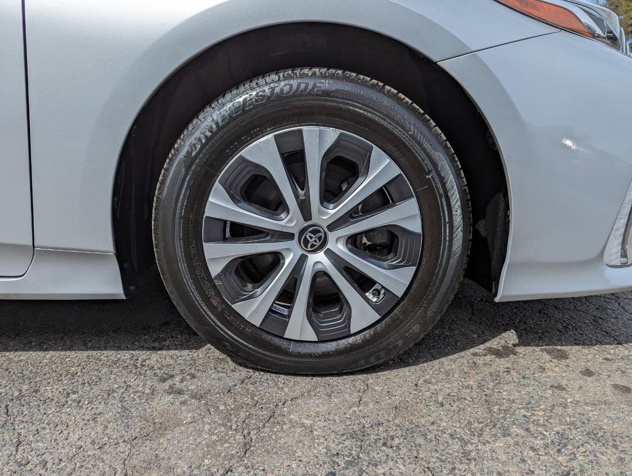 Used 2022 Toyota Prius Prime XLE image 46