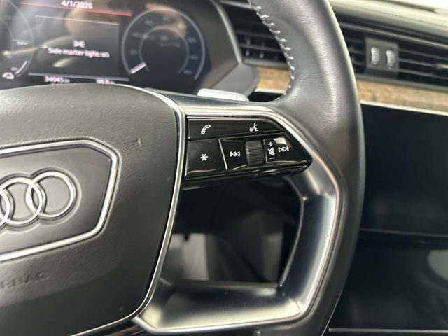 Used 2019 Audi e-tron Prestige w/ Prestige Package image 16