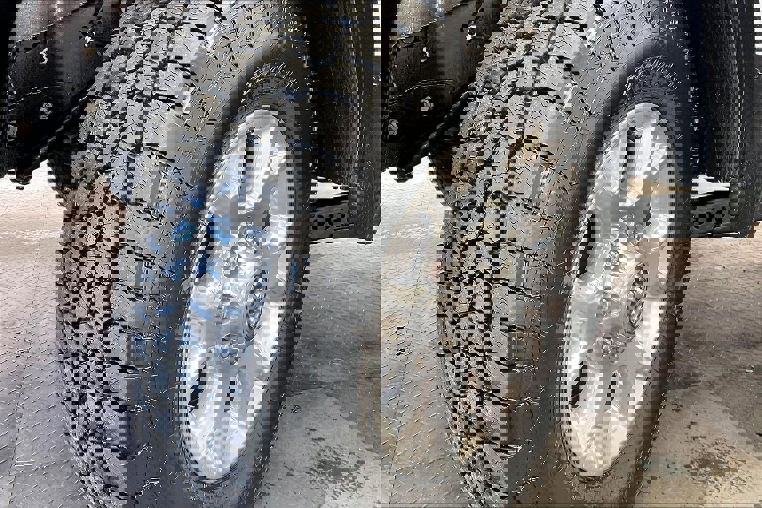 Used 2024 RAM 2500 Laramie image 33