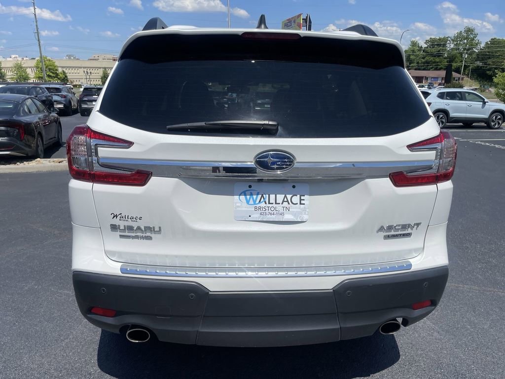 Certified 2025 Subaru Ascent Limited w/ Popular Package #1 AWD/4WD image 4