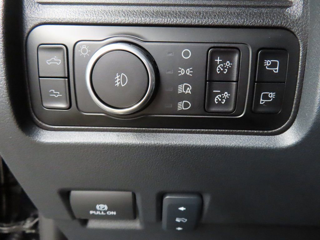 Used 2025 Ford F250 4x4 Crew Cab Super Duty image 63