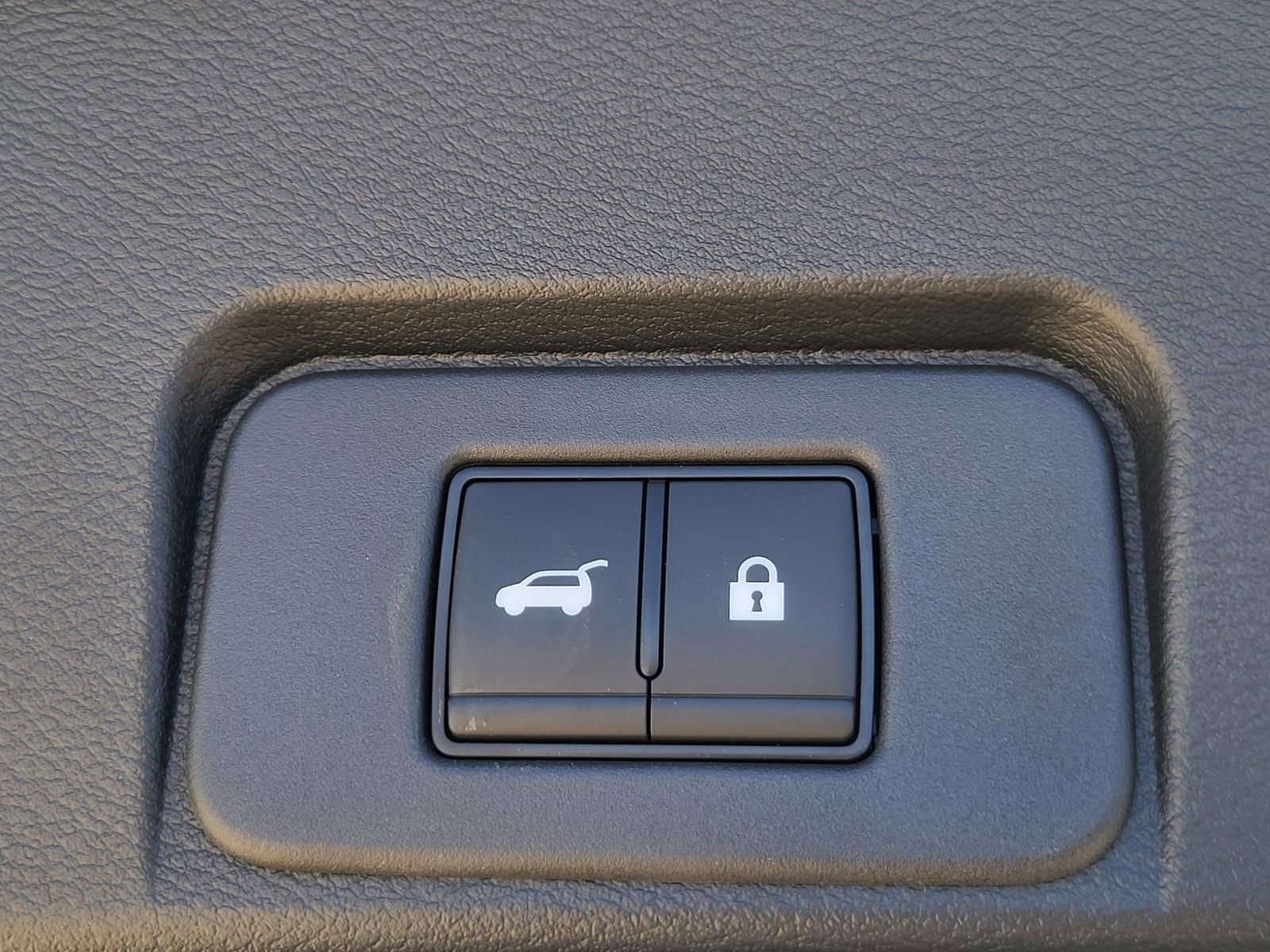 New 2026 Nissan Rogue Platinum image 16