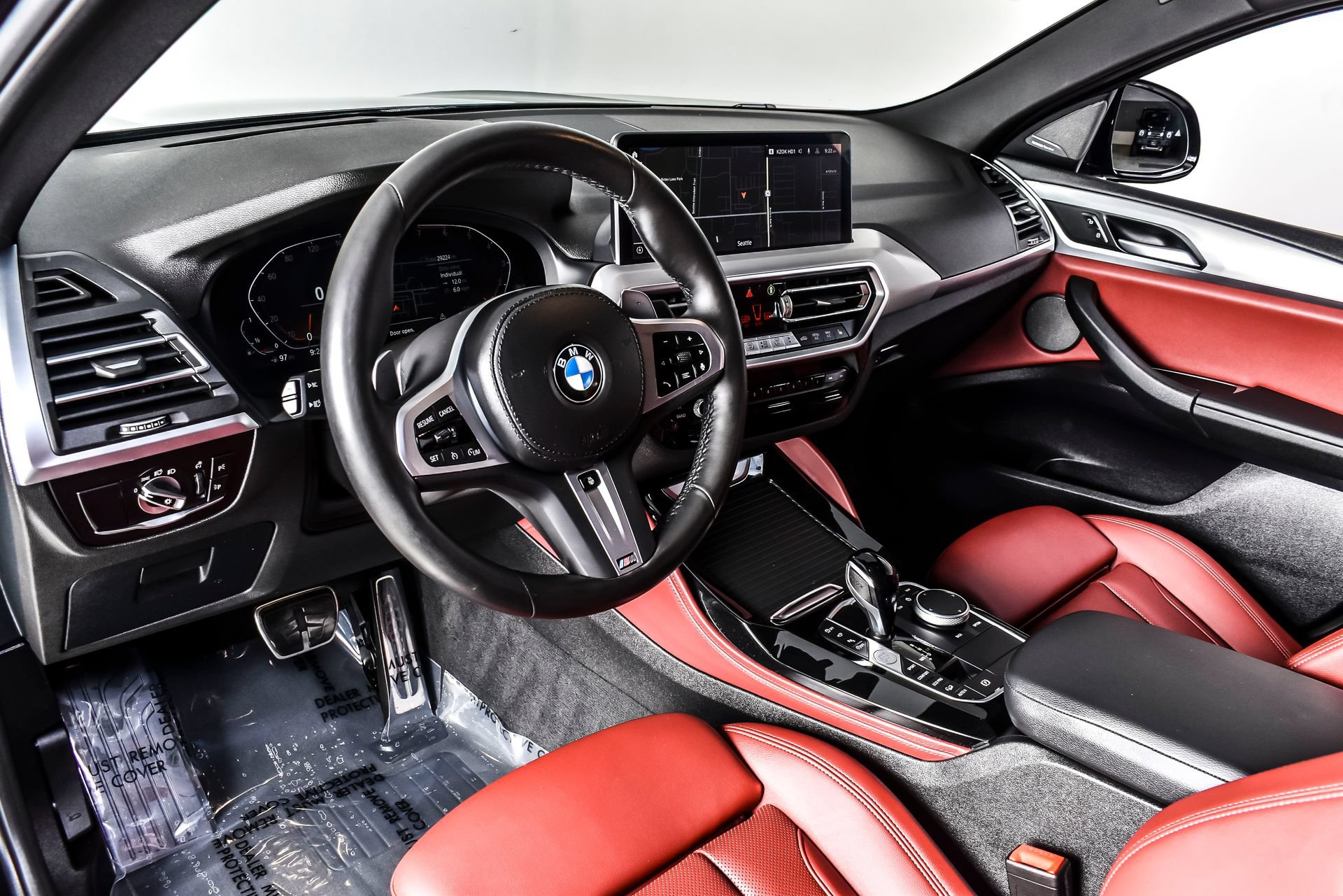 Used 2024 BMW X4 xDrive30i w/ Premium Package AWD/4WD image 16