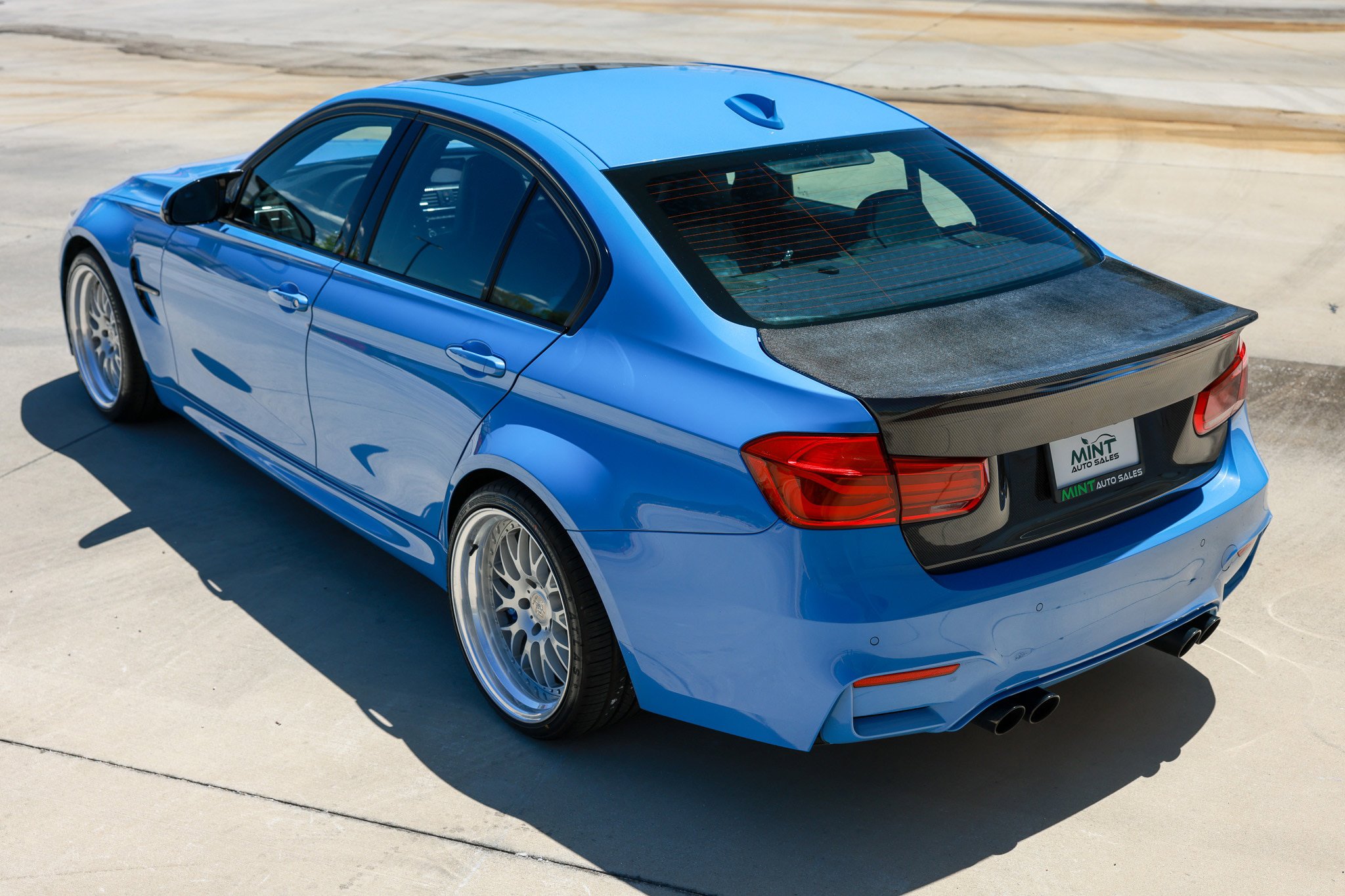 Used 2018 BMW M3 w/ Competition Package RWD image 8