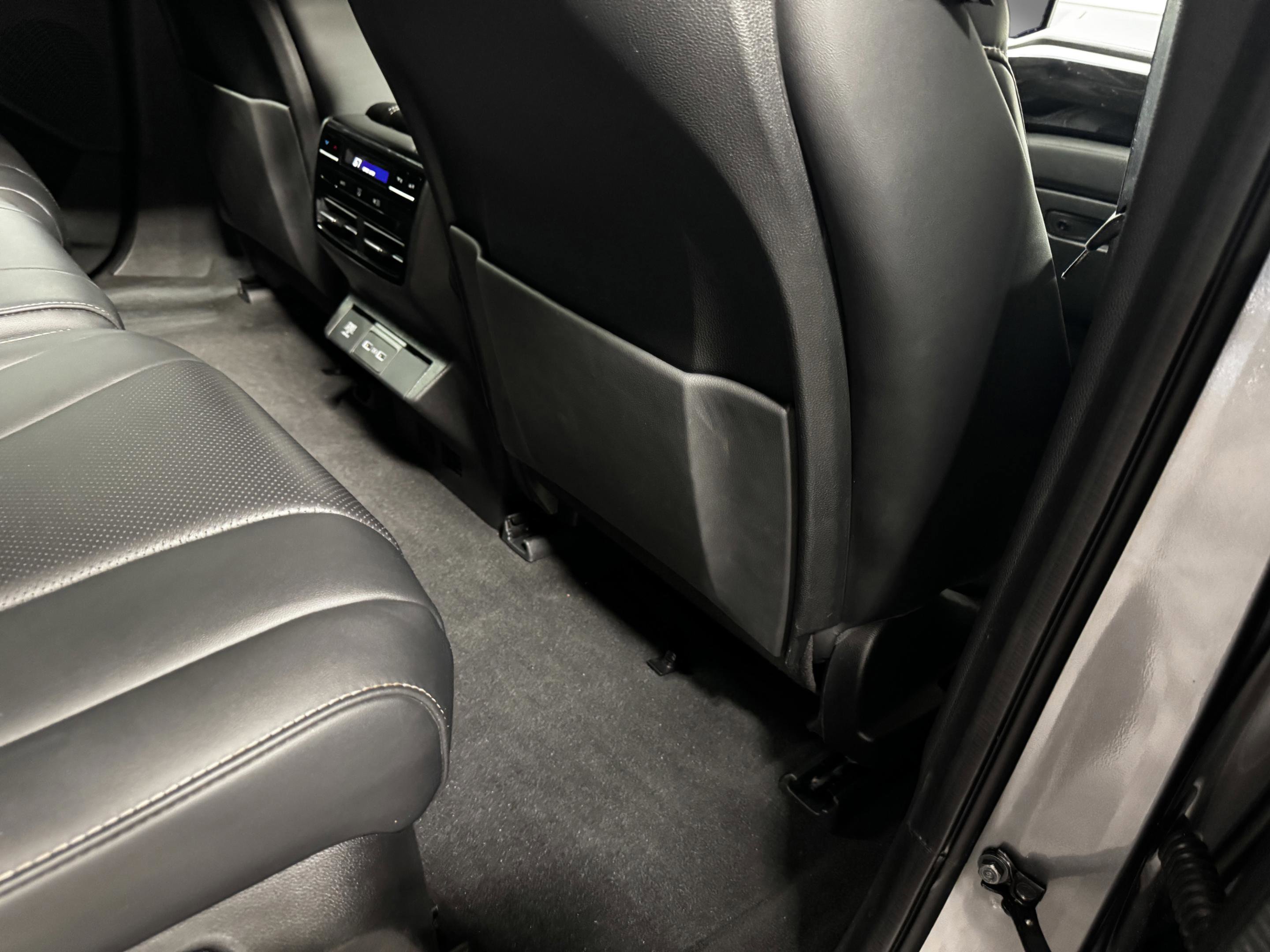 Used 2024 Acura MDX FWD w/ Technology Package image 14