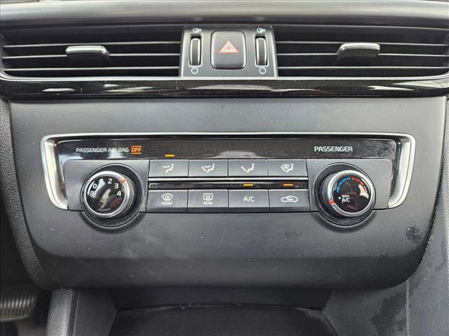 Used 2017 Kia Optima LX w/ Option Group 014 image 11