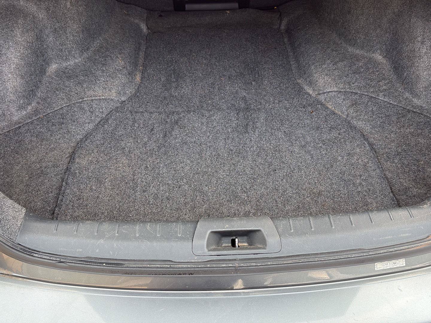 Used 2012 Honda Accord LX image 19