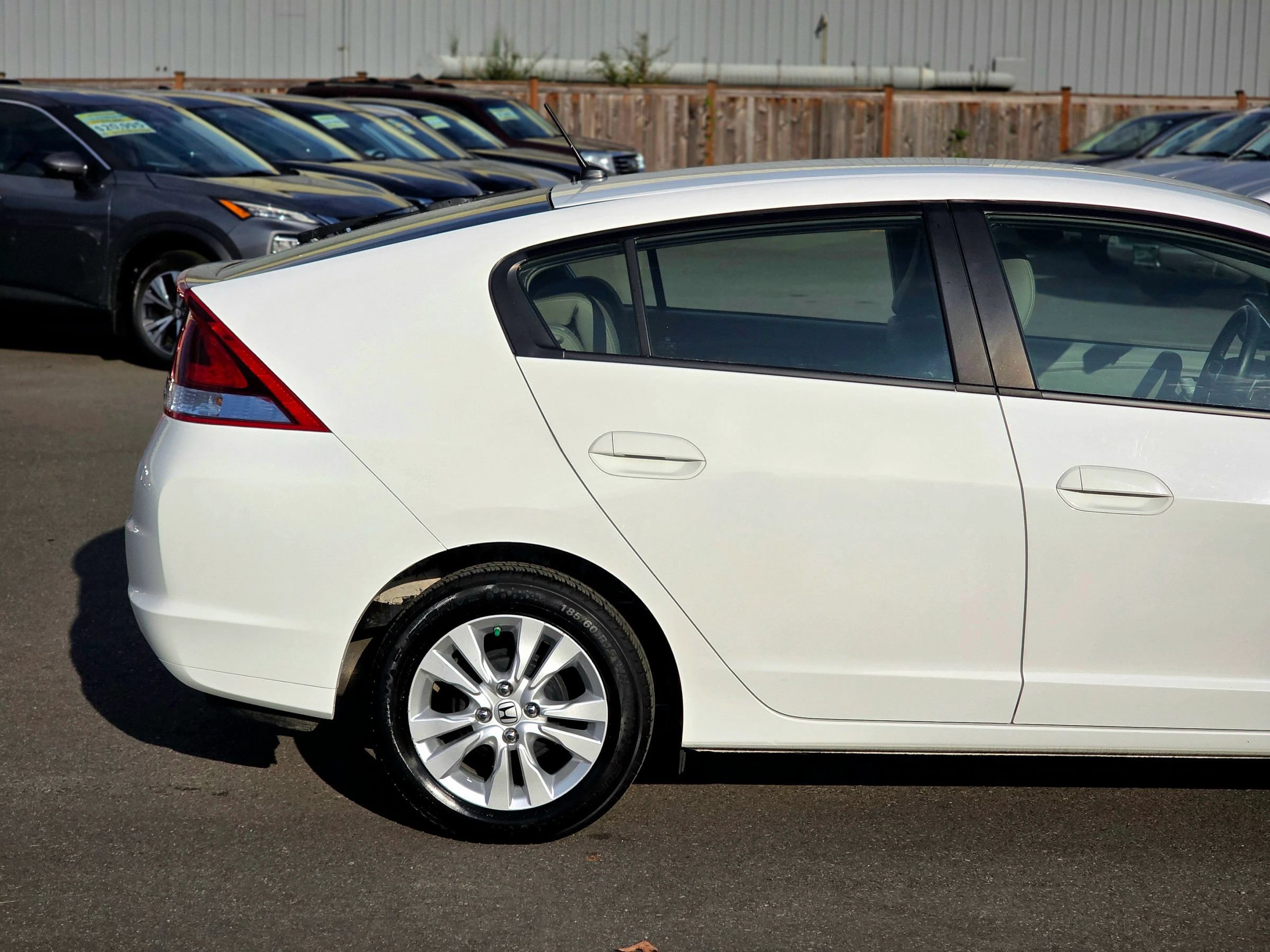 Used 2014 Honda Insight EX image 12