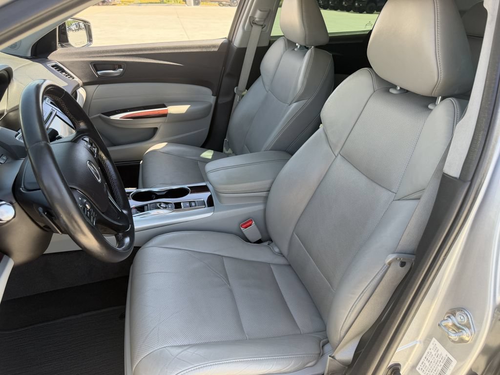 Used 2017 Acura TLX w/ Technology Package FWD image 24