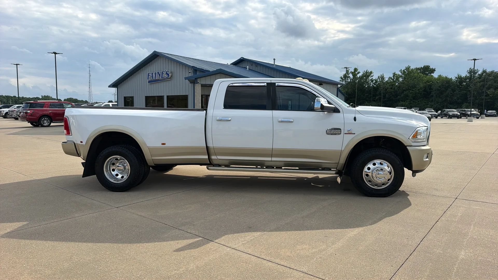 Used 2015 RAM 3500 Laramie Longhorn w/ Convenience Group AWD/4WD image 27