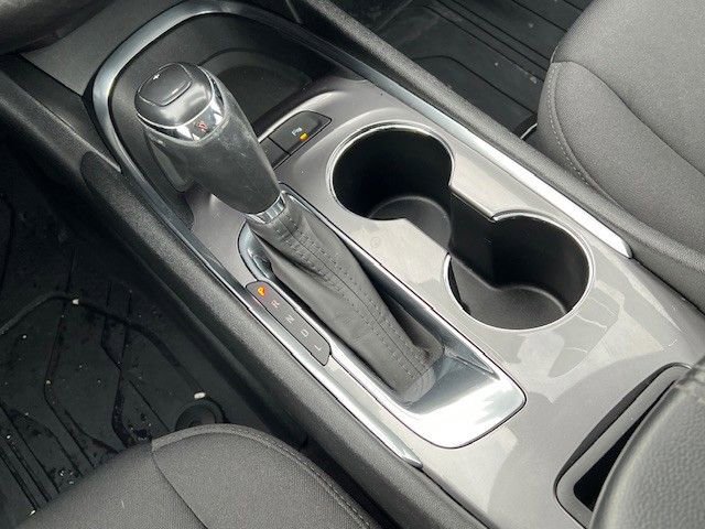 Used 2020 Chevrolet Malibu LT image 24