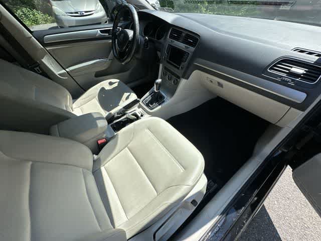 Used 2016 Volkswagen Golf SE FWD image 19