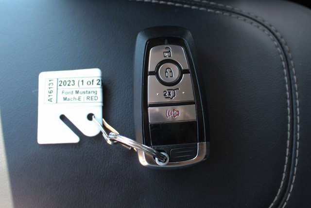 Used 2023 Ford Mustang Mach-E Select image 33