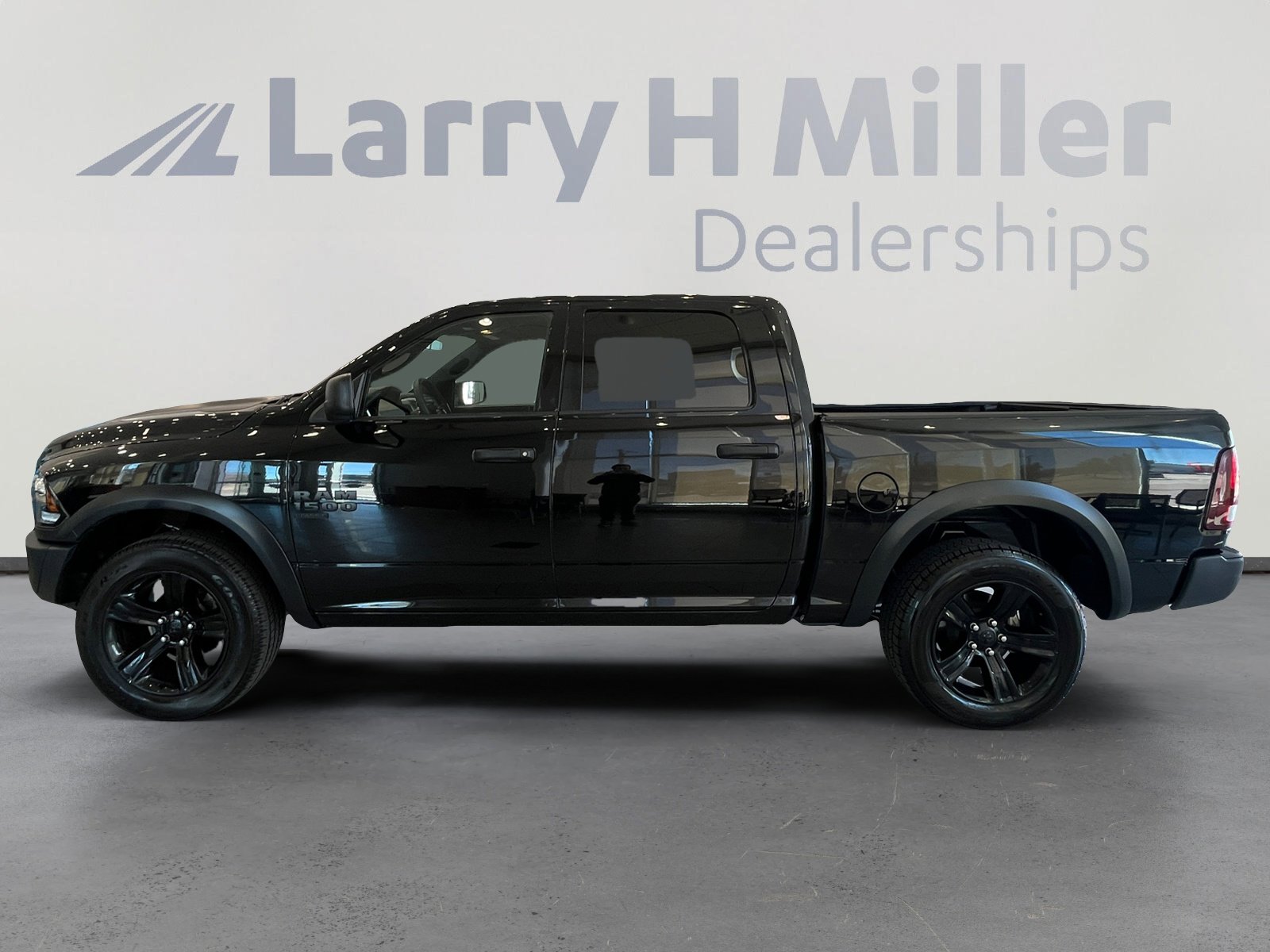 Used 2024 RAM 1500 Classic Warlock image 2