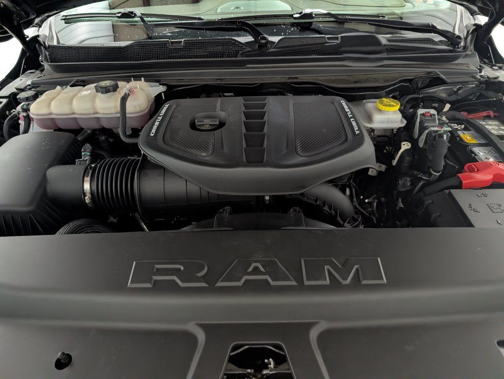 Used 2026 RAM 1500 Limited AWD/4WD image 33