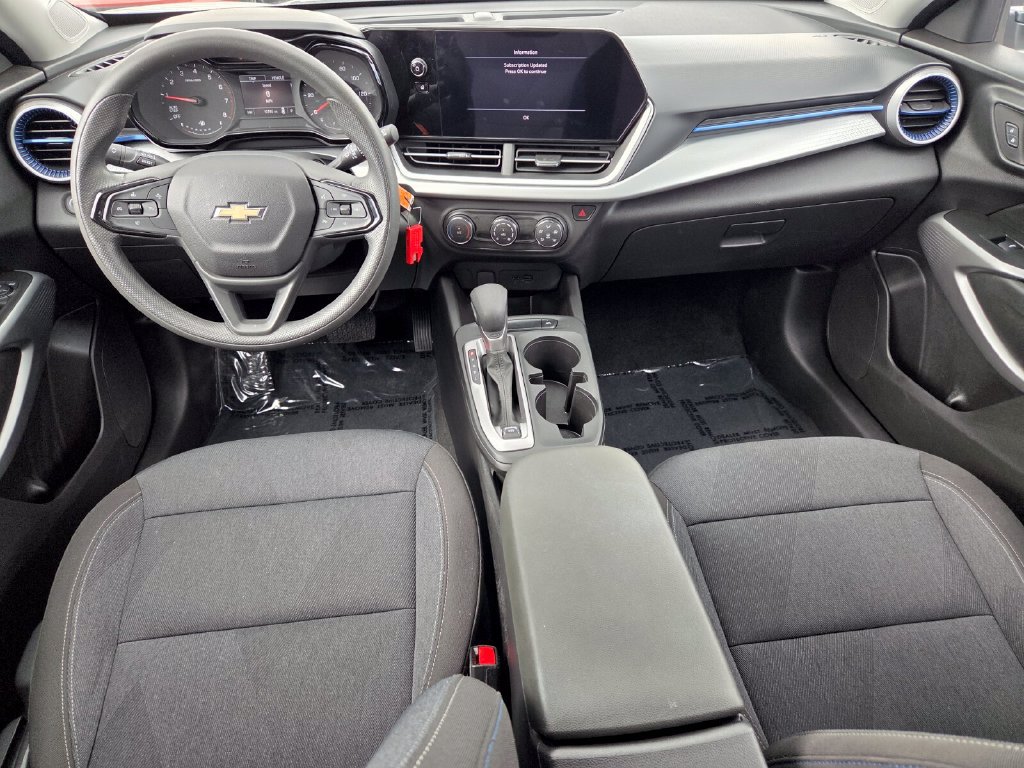 Used 2024 Chevrolet Trax LS FWD image 8