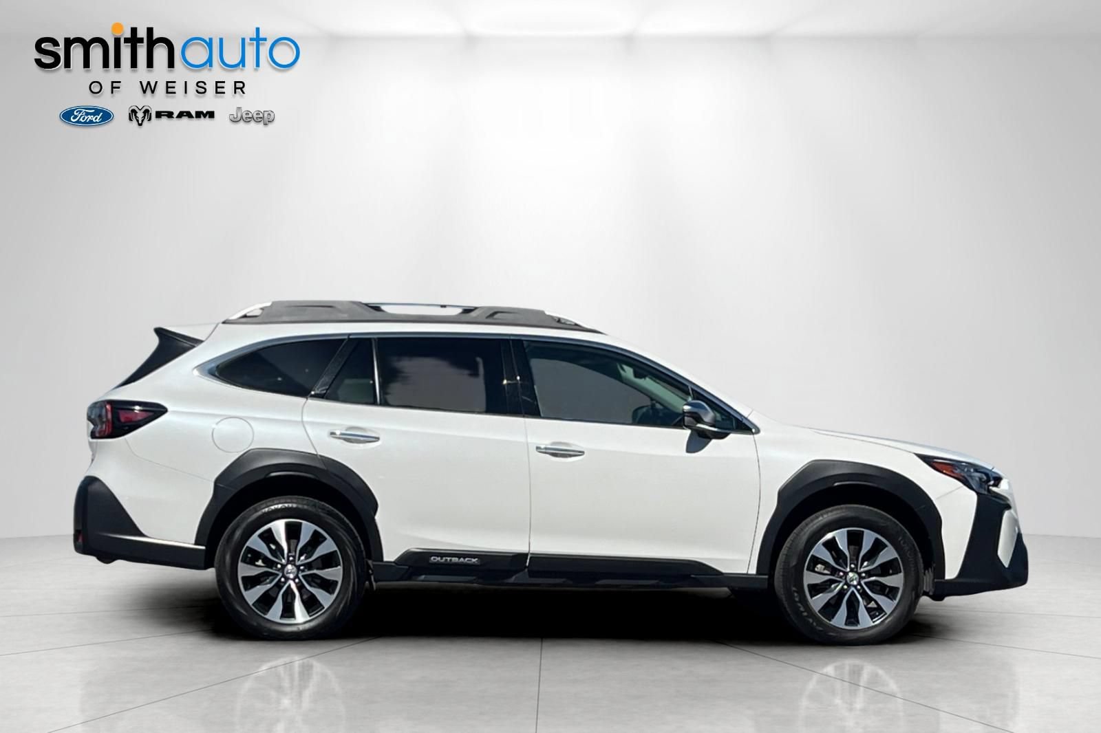 Used 2024 Subaru Outback Touring XT w/ Tech Package 2 AWD/4WD image 3
