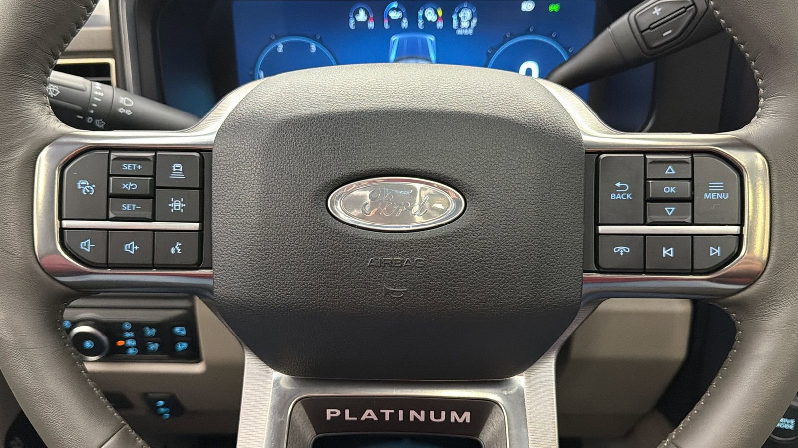 Used 2026 Ford F450 Platinum w/ Platinum Plus Package AWD/4WD image 29