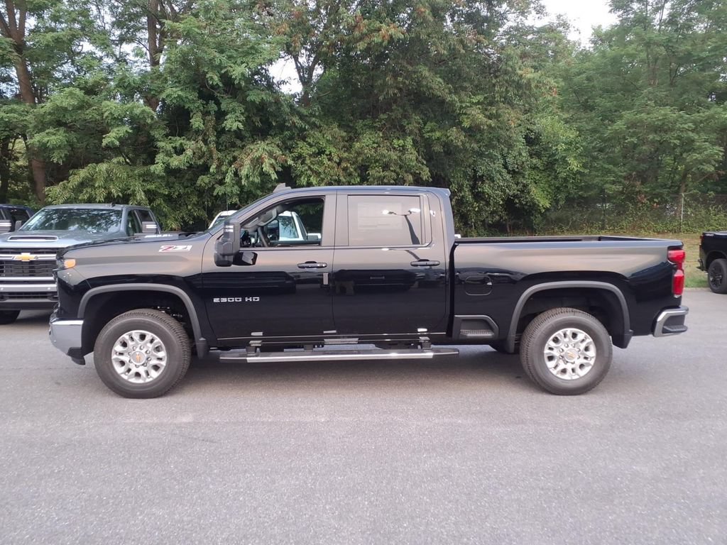 New 2026 Chevrolet Silverado 2500 LT AWD/4WD image 6