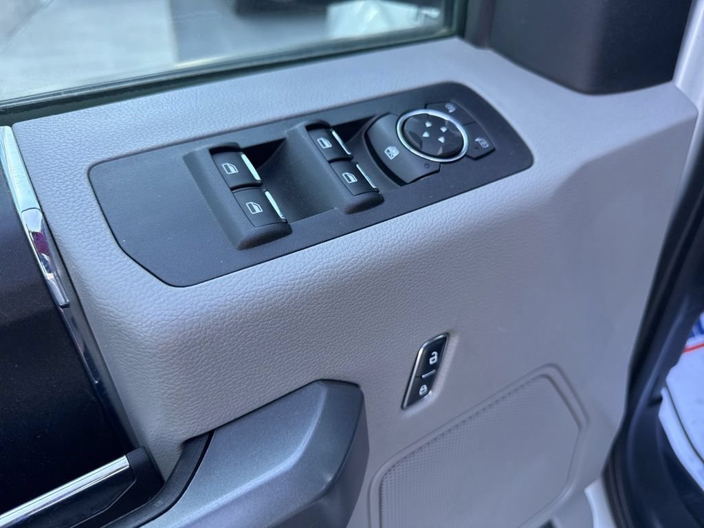 Used 2018 Ford F150 XLT AWD/4WD image 15