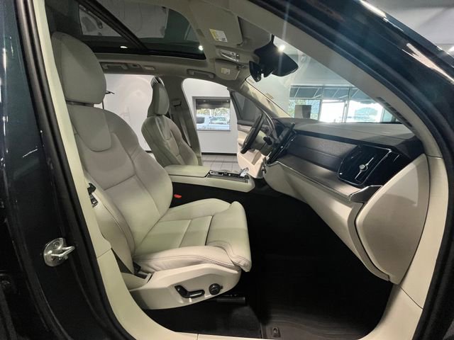 Used 2026 Volvo XC90 B6 Ultra w/ Protection Package AWD/4WD image 13