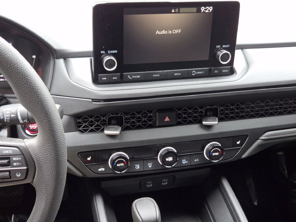Certified 2024 Honda Accord EX image 33
