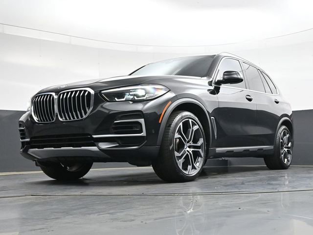 Used 2022 BMW X5 xDrive40i w/ Premium Package AWD/4WD image 35
