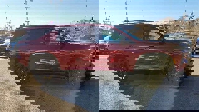 Certified 2024 Chevrolet Traverse RS image 9