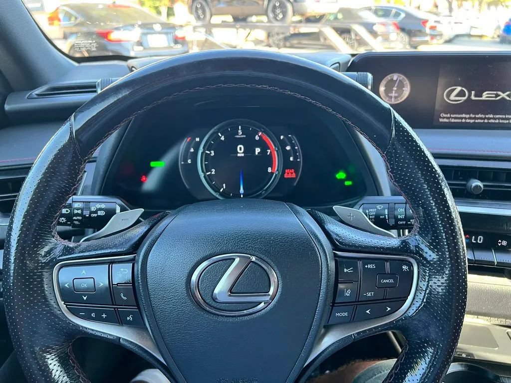 Used 2020 Lexus UX 250h F Sport AWD/4WD image 21