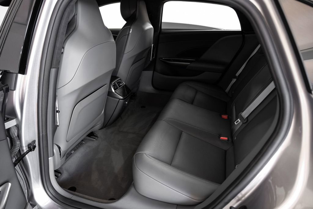 Used 2024 Lucid Air Touring image 48