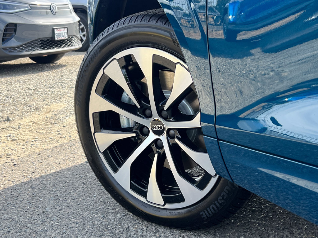 New 2026 Audi Q3 quattro 2.0T AWD/4WD image 11