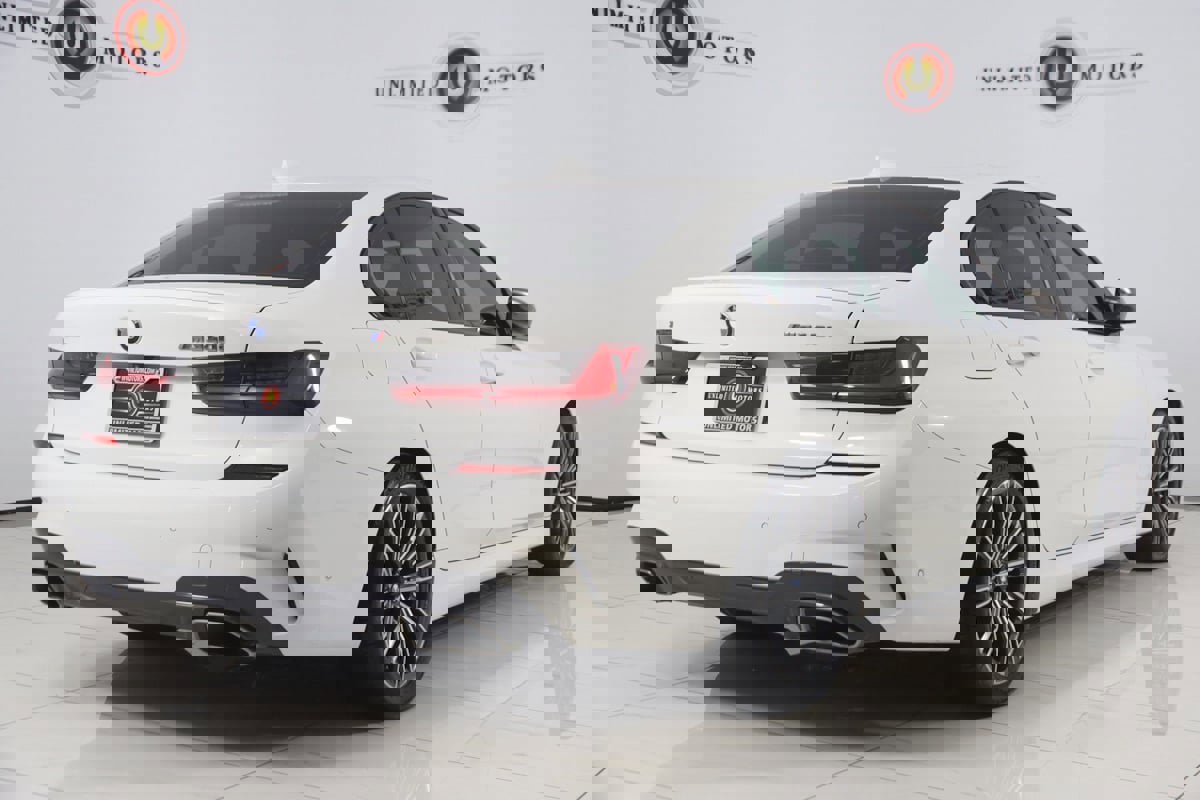 Used 2020 BMW M340i xDrive w/ Parking Assistance Package image 3