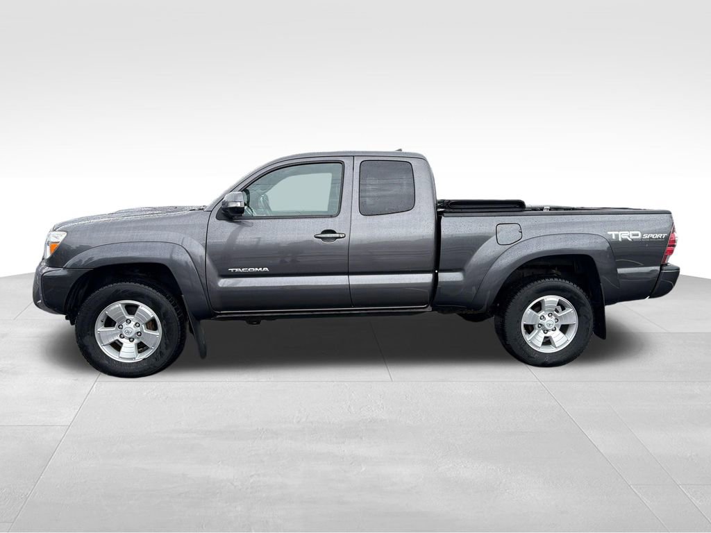 Used 2015 Toyota Tacoma 4x4 Access Cab V6 w/ TRD Sport Package video 2